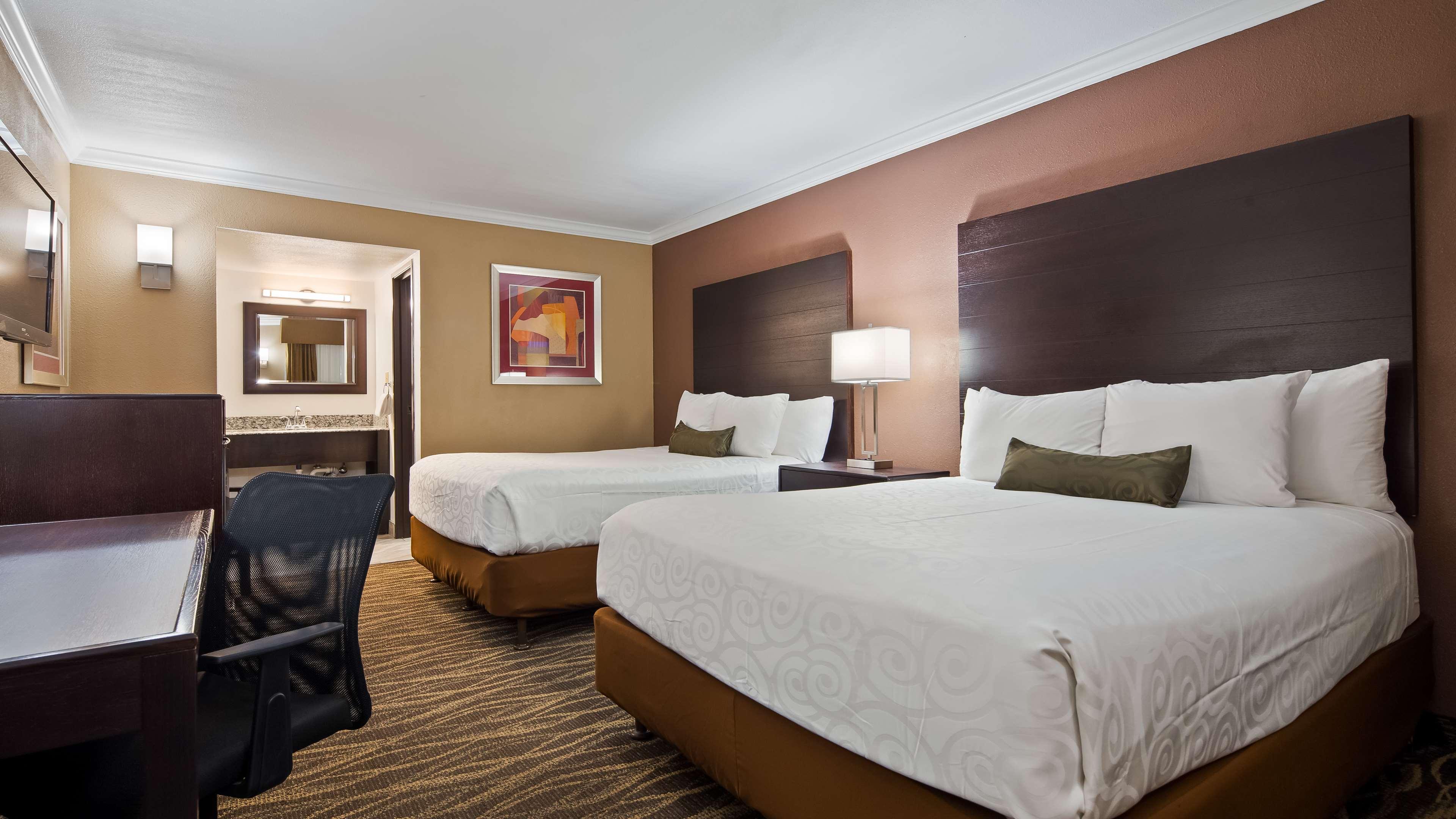 Best Western Innsuites Tucson Foothills Hotel & Suites Bagian luar foto