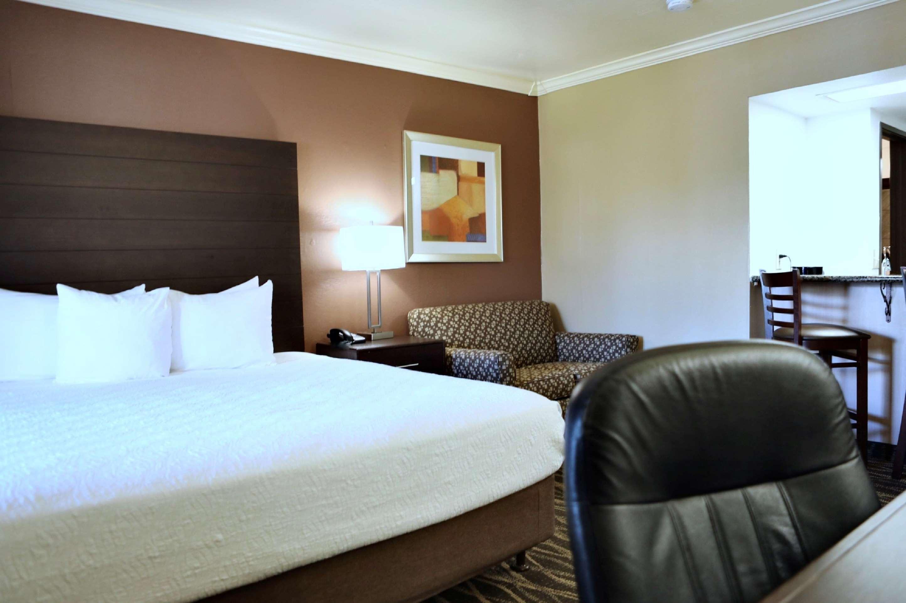 Best Western Innsuites Tucson Foothills Hotel & Suites Bagian luar foto
