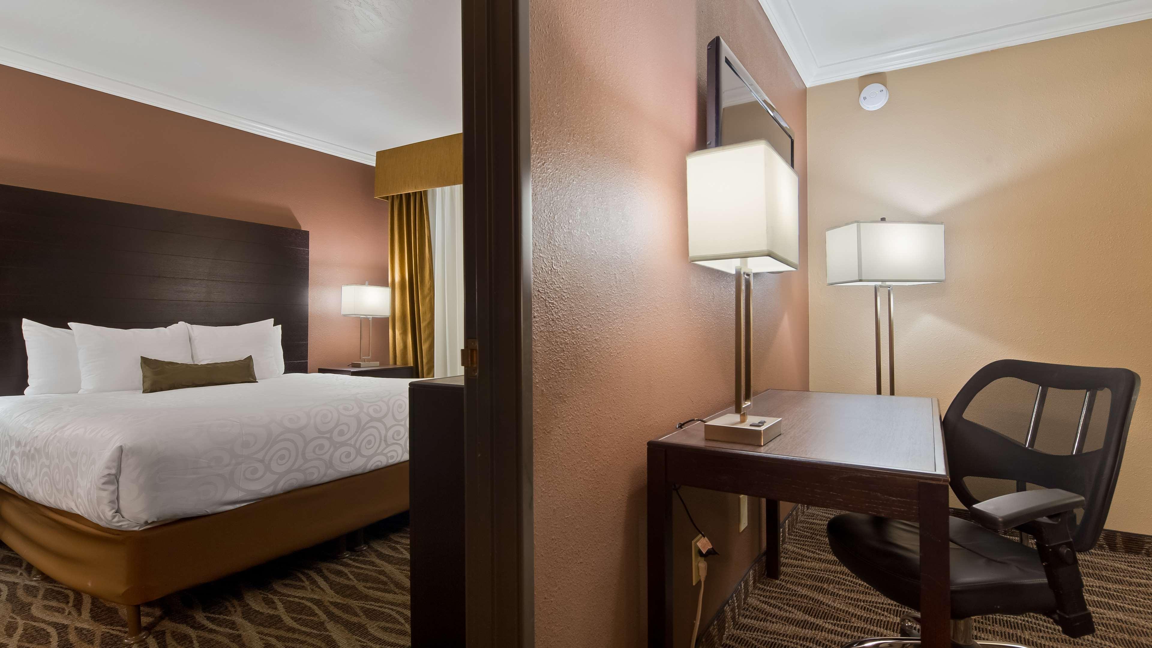 Best Western Innsuites Tucson Foothills Hotel & Suites Bagian luar foto