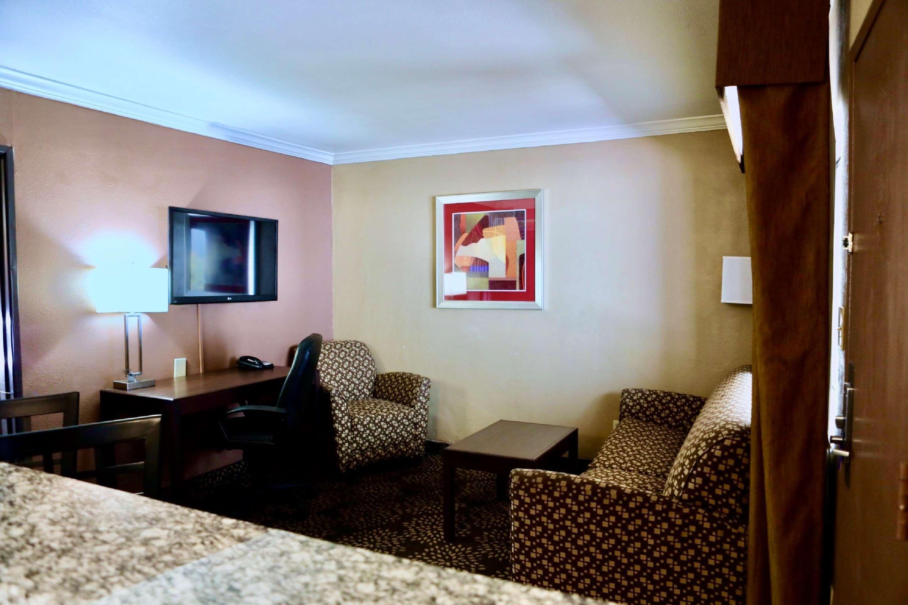 Best Western Innsuites Tucson Foothills Hotel & Suites Bagian luar foto