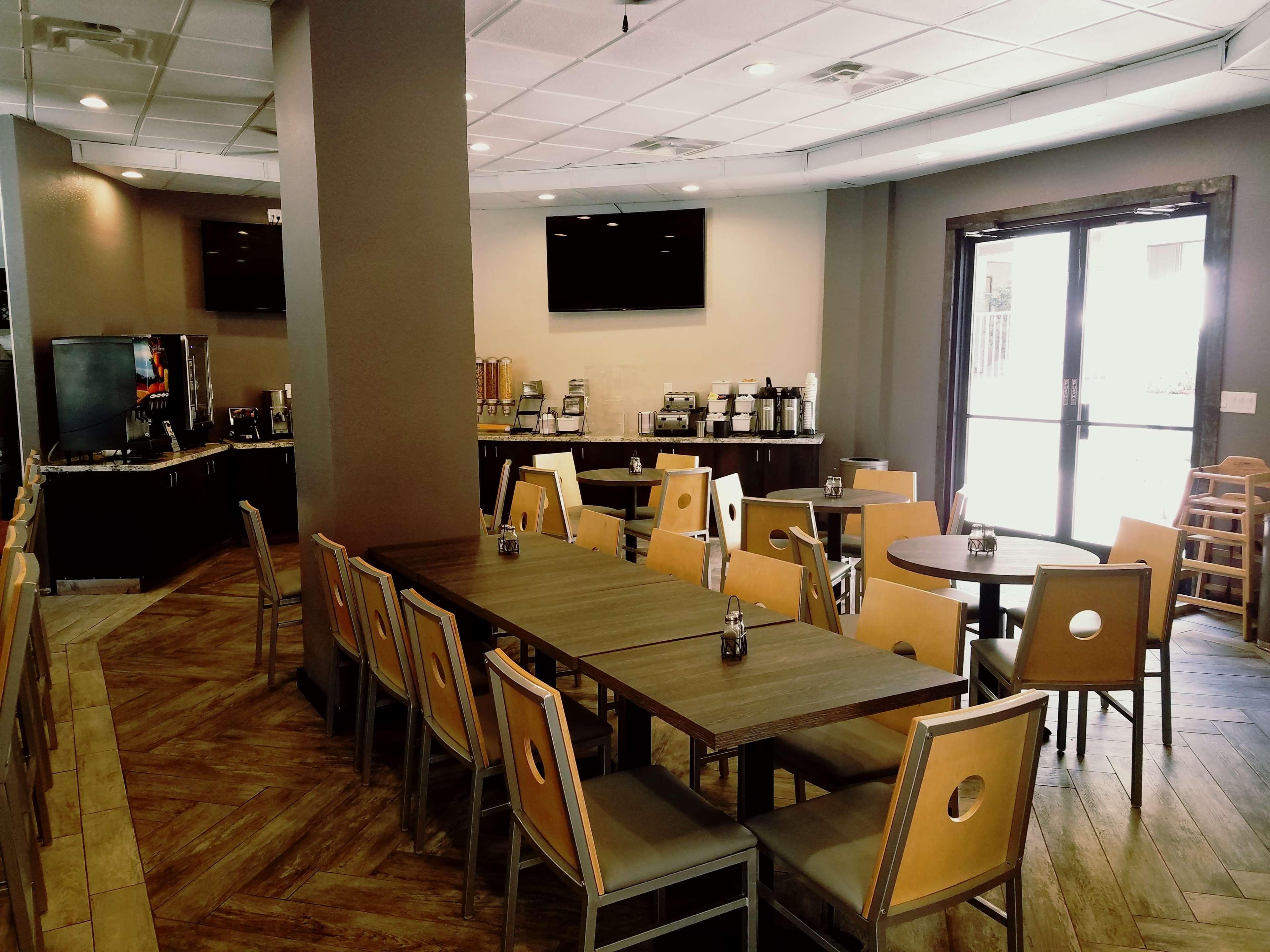 Best Western Innsuites Tucson Foothills Hotel & Suites Bagian luar foto